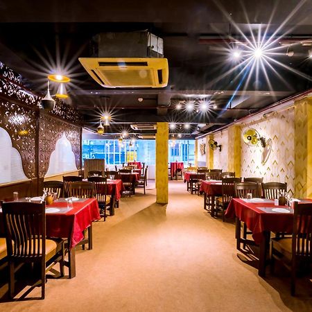 Tripli Hotels Silver Shine Varanasi Eksteriør billede