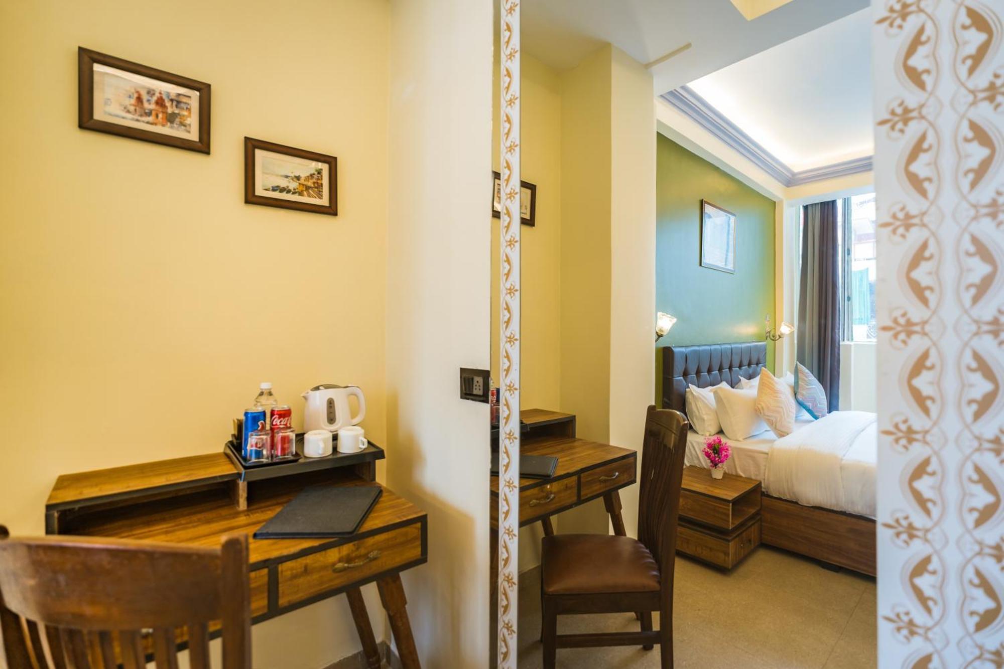 Tripli Hotels Silver Shine Varanasi Eksteriør billede